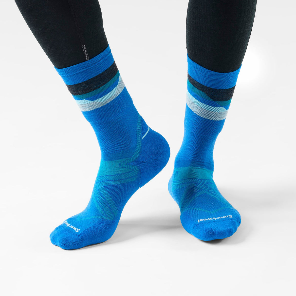 Run Cold Weather Targeted Cushion Horizons Crew Socks SW003137